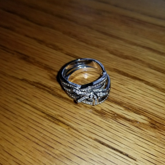 Sterling silver stackable bowknot ring - Picture 2 of 5